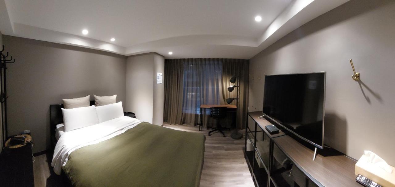 Yomi Hotel - Shuanglian Mrt Taipei Exterior foto