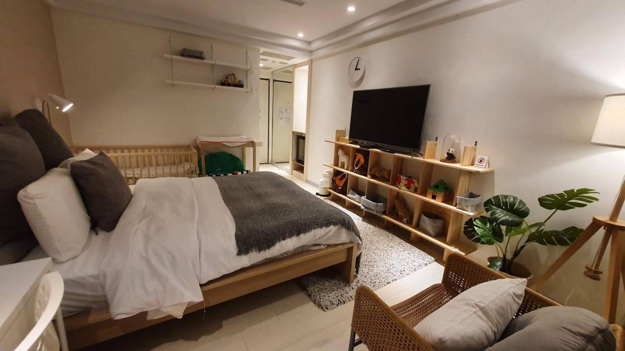 Yomi Hotel - Shuanglian Mrt Taipei Exterior foto