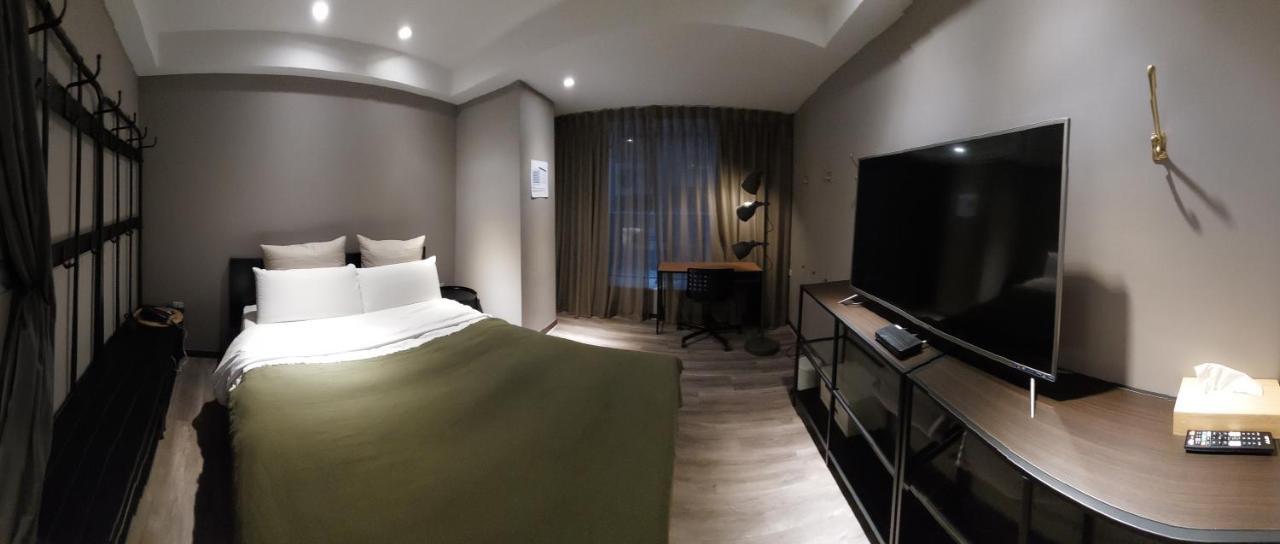 Yomi Hotel - Shuanglian Mrt Taipei Exterior foto