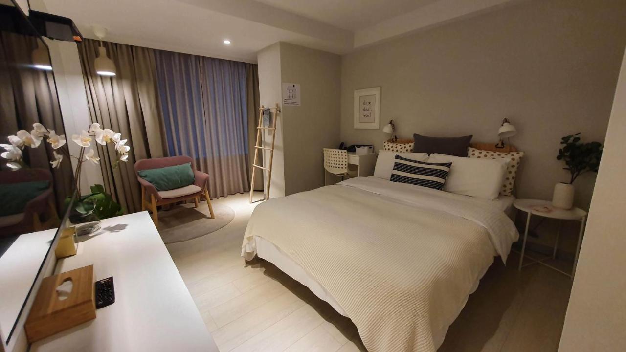 Yomi Hotel - Shuanglian Mrt Taipei Exterior foto